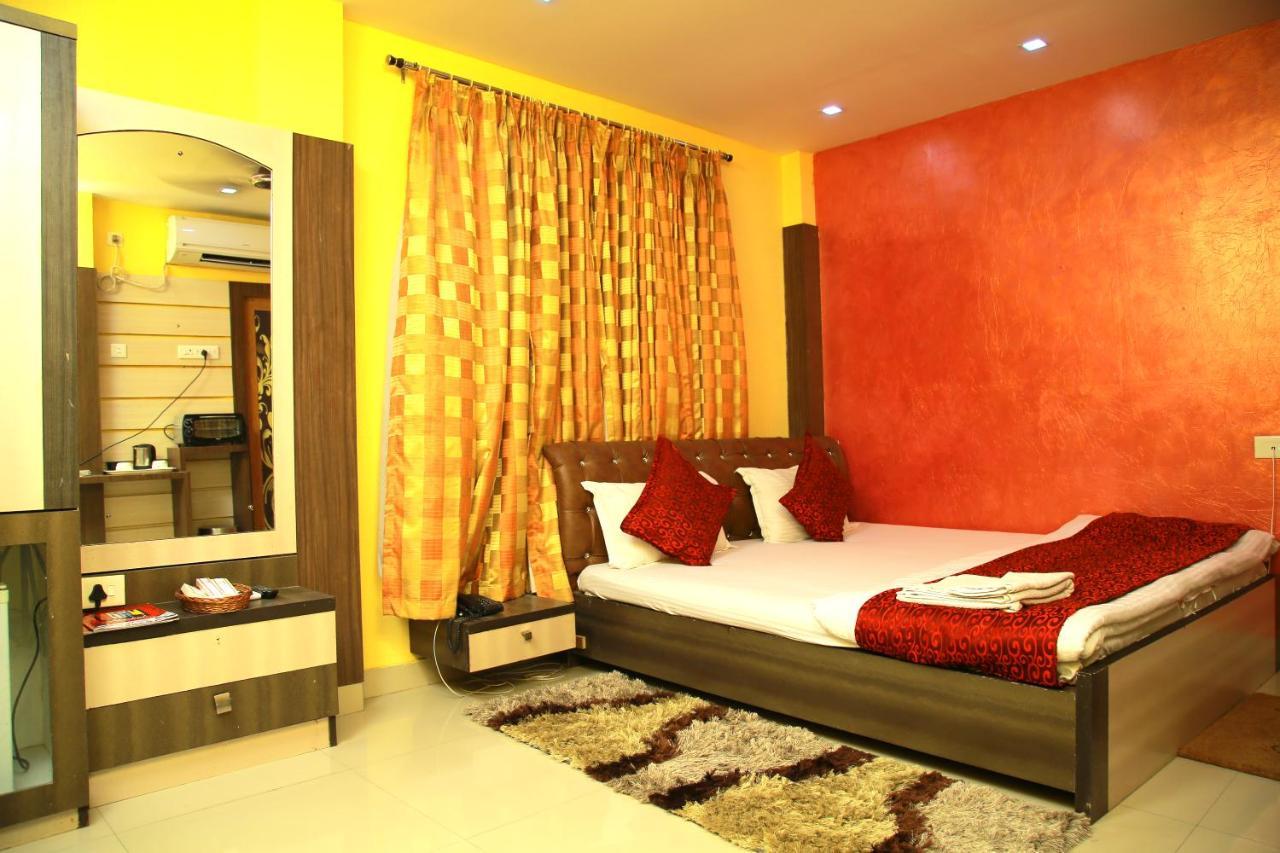 Babul Hotel Калькутта Экстерьер фото