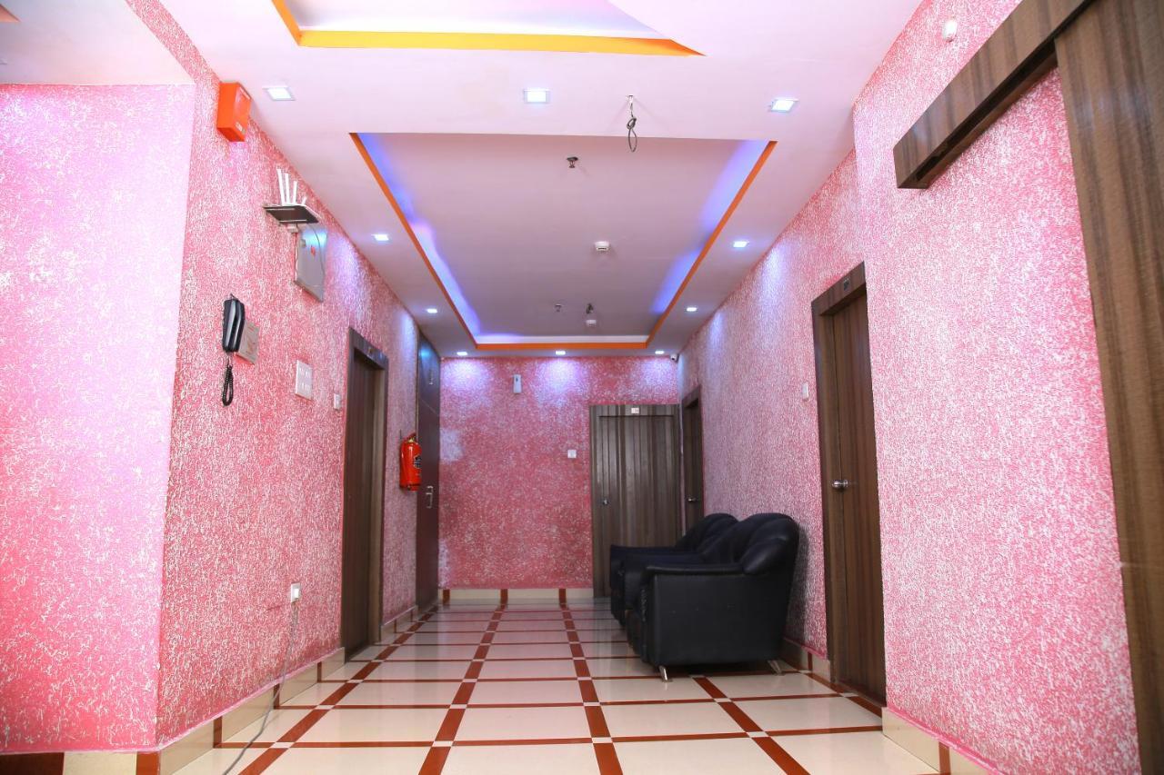 Babul Hotel Калькутта Экстерьер фото
