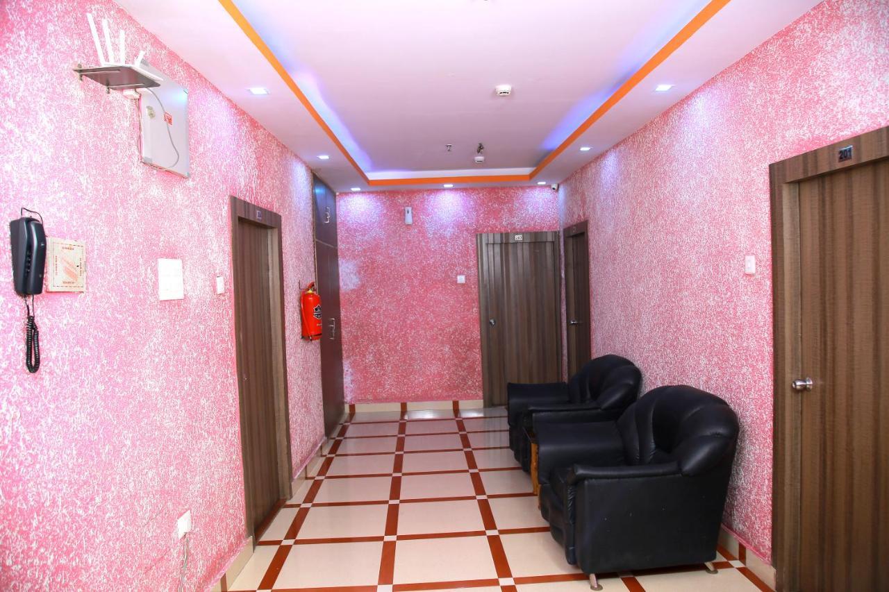 Babul Hotel Калькутта Экстерьер фото