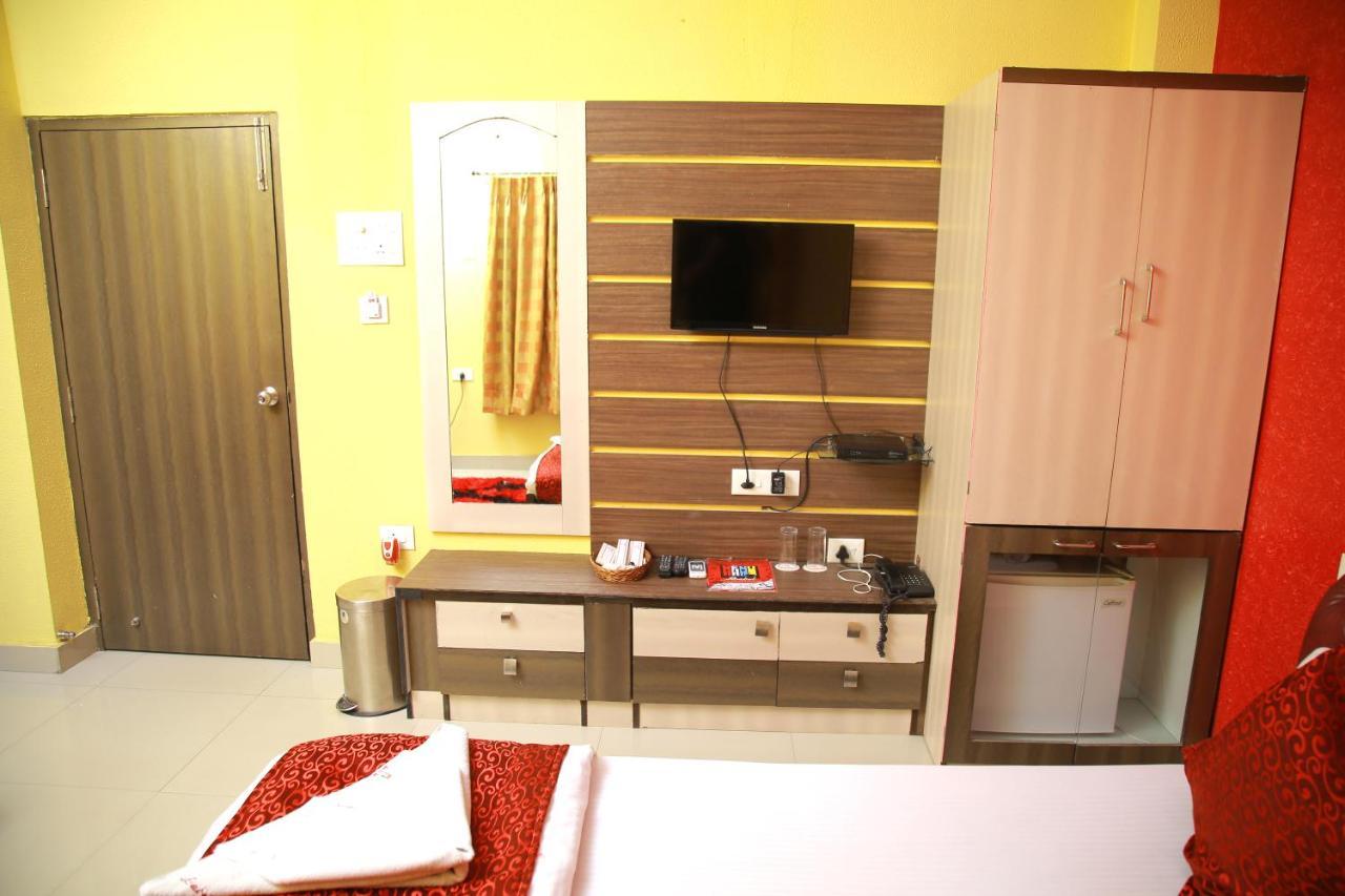 Babul Hotel Калькутта Экстерьер фото