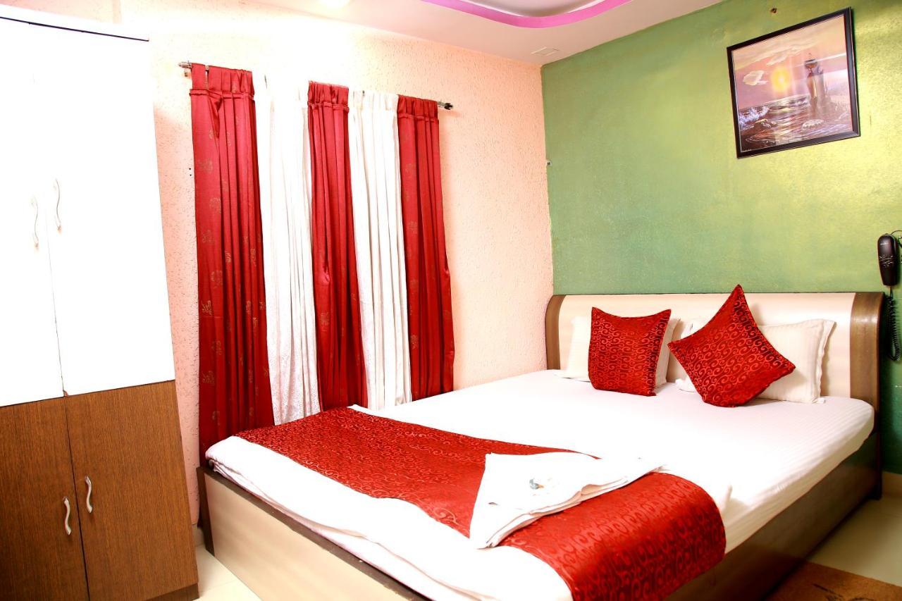 Babul Hotel Калькутта Экстерьер фото