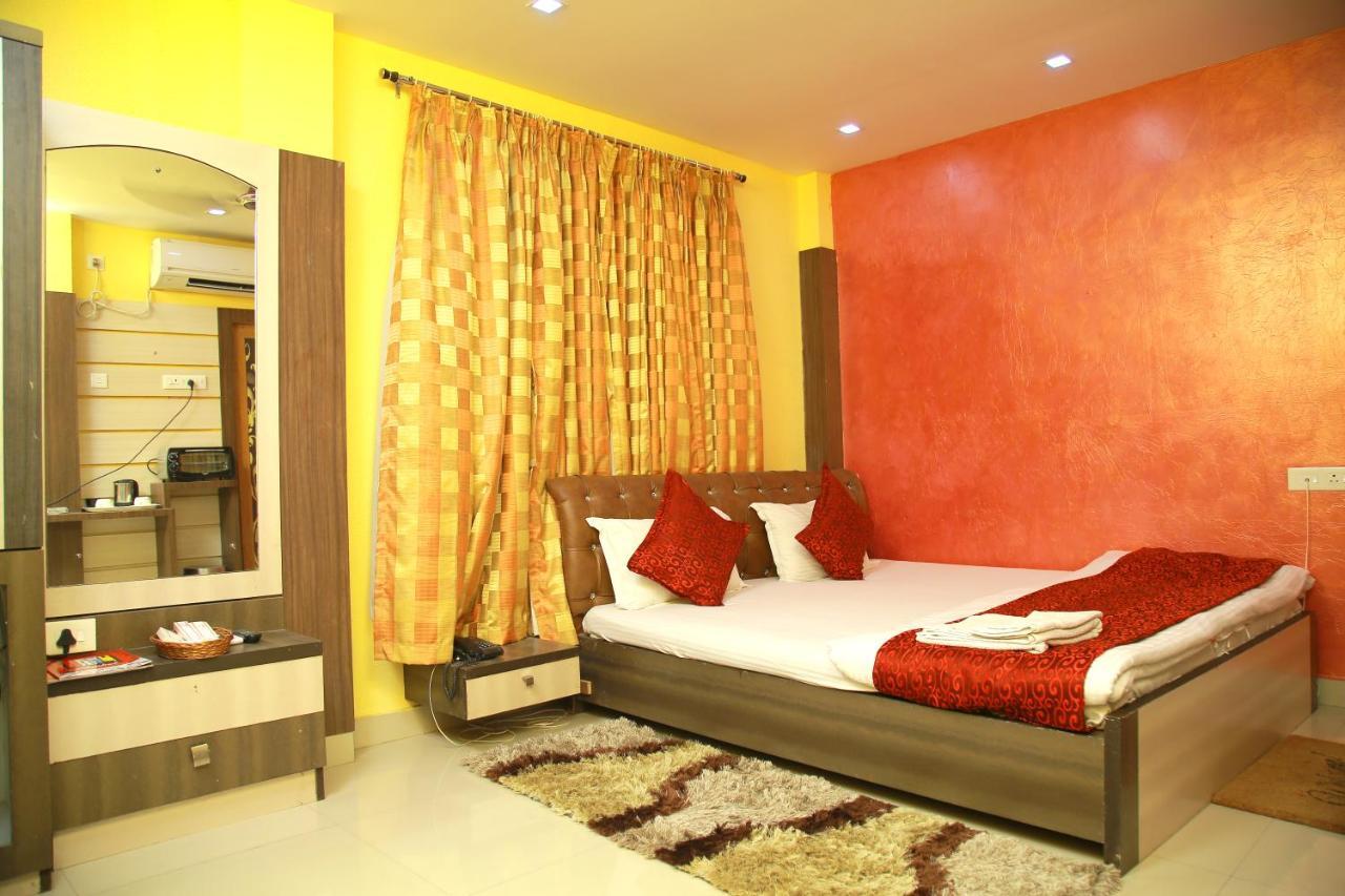 Babul Hotel Калькутта Экстерьер фото
